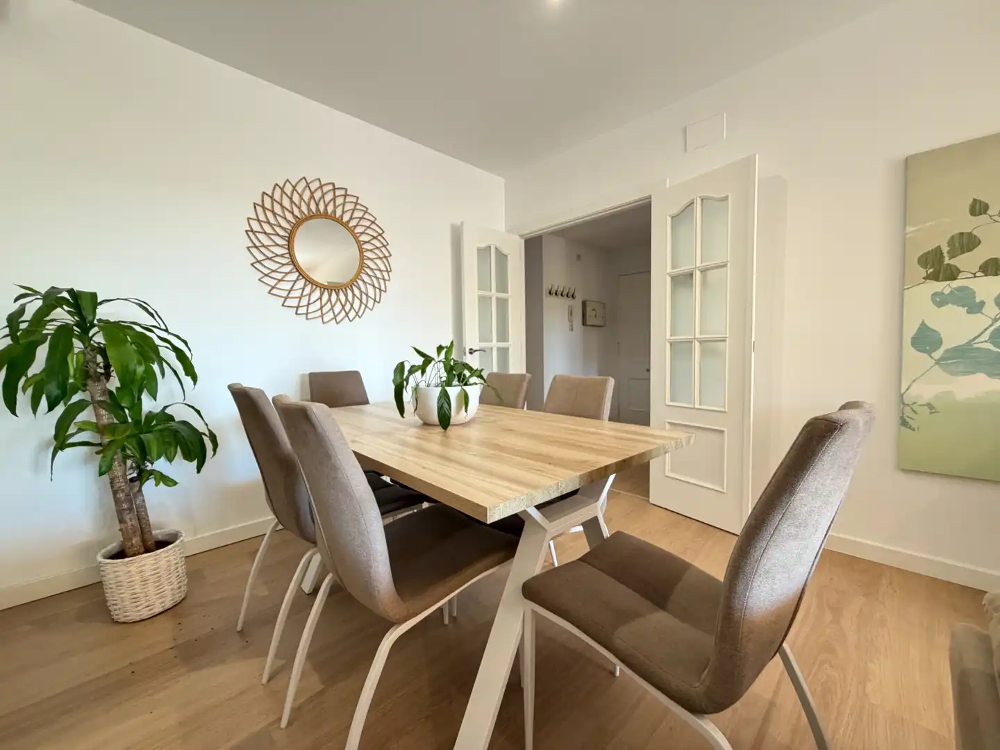 Menjador de Apartament en venda en Roses amb Aire condicionat, Calefacció i Parquet