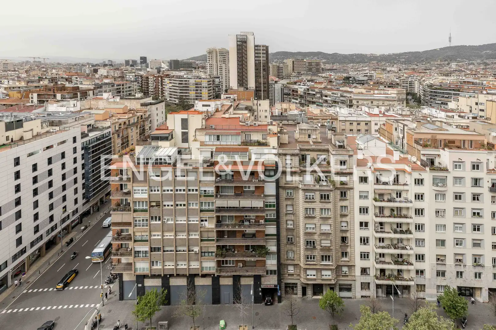 Exterior view of Flat for rent in Barcelona  with Air Conditioner, Heating and Parquet flooring