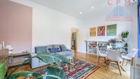 Living room of Flat to rent in  Madrid Capital  with Air Conditioner, Heating and Parquet flooring