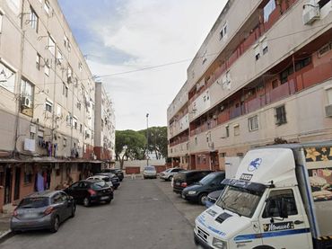 Flat for sale in Calle Micaela Parada