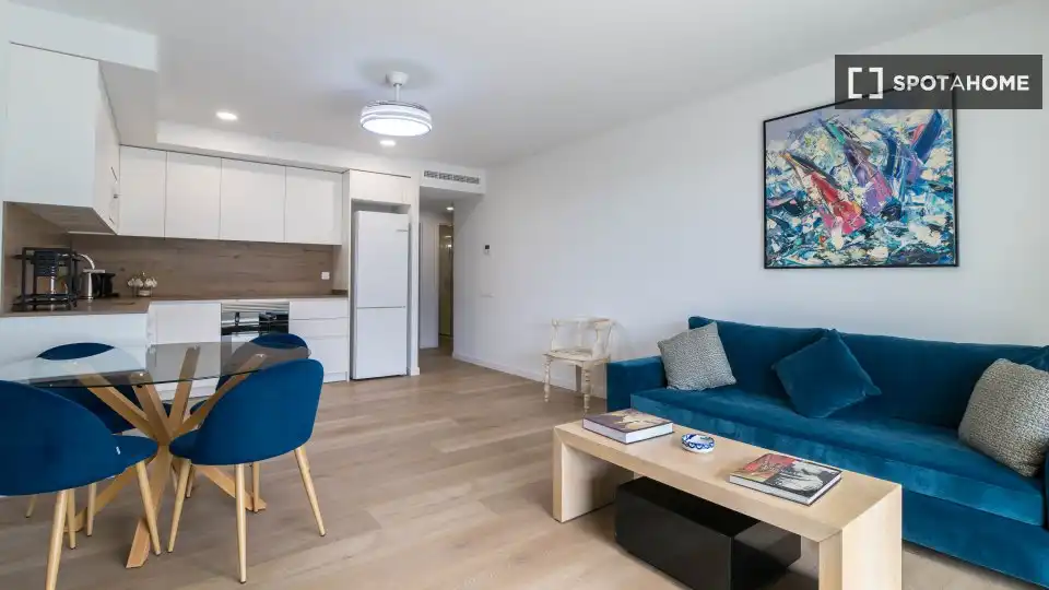 Sala de estar de Apartamento para compartir en El Puig de Santa Maria con Aire acondicionado, Terraza y Amueblado
