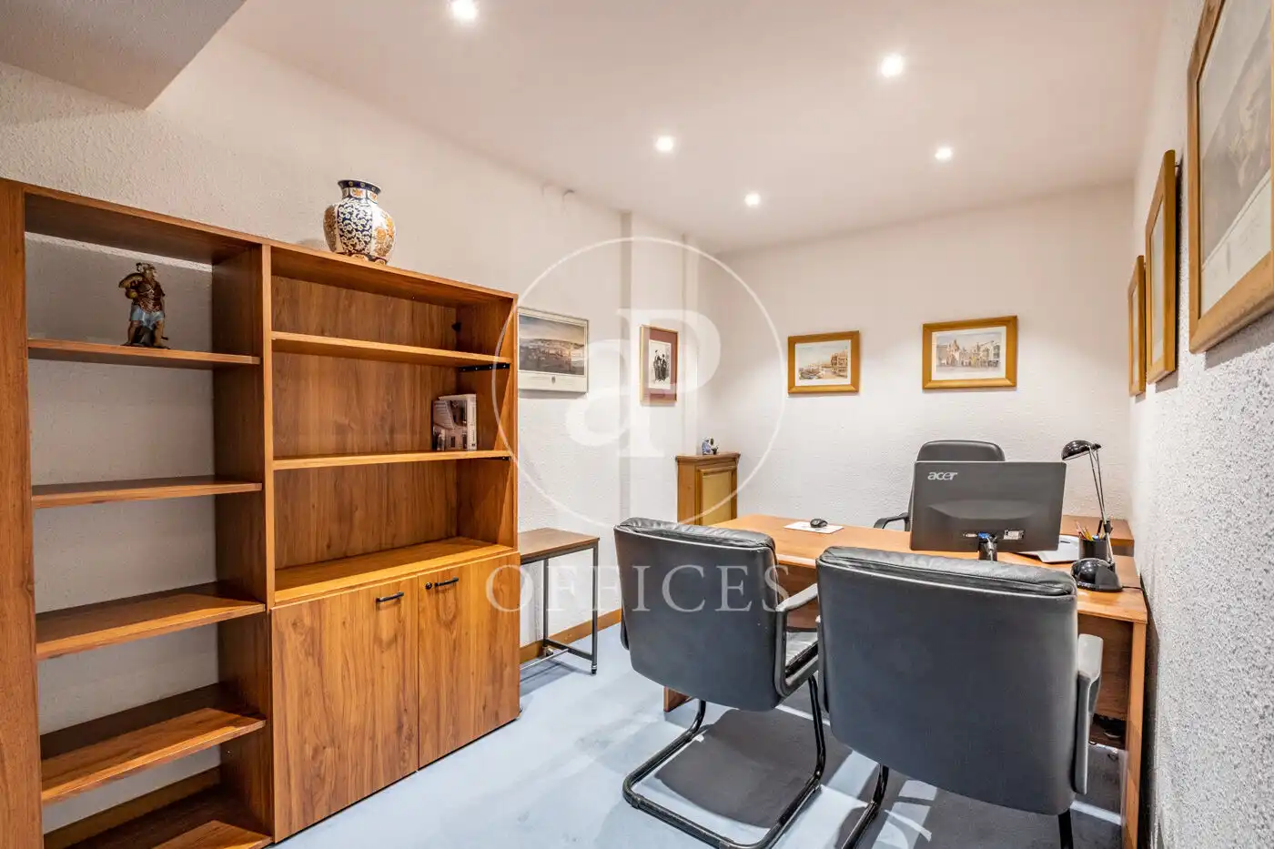 Büro zum Verkauf in Barcelona mit Klimaanlage und Heizung