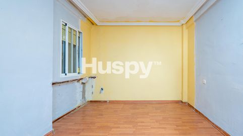 Foto 5 de Piso en venta en Calle Ágata, El Torrejón - El Cerezo, Sevilla Capital