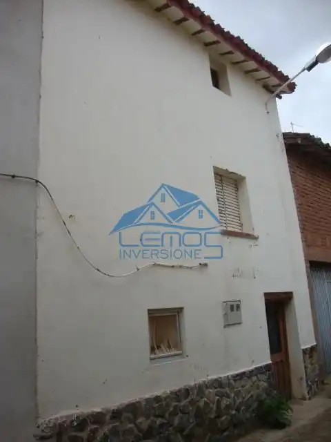 Vista exterior de Casa o chalet en venta en Tricio con Terraza