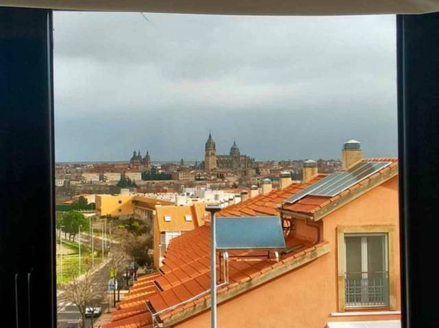 Piso en Venta en Calle Cordel de Merinas de Chamberí en Vistahermosa