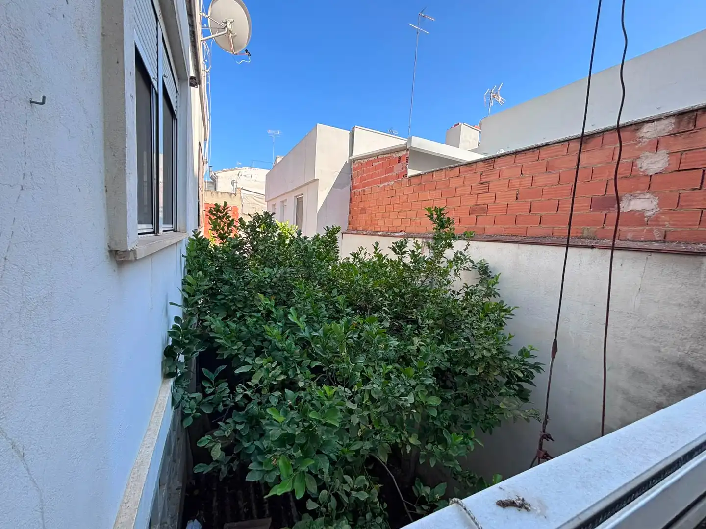 Terrassa de Casa o xalet en venda en Burjassot amb Terrassa i Balcó