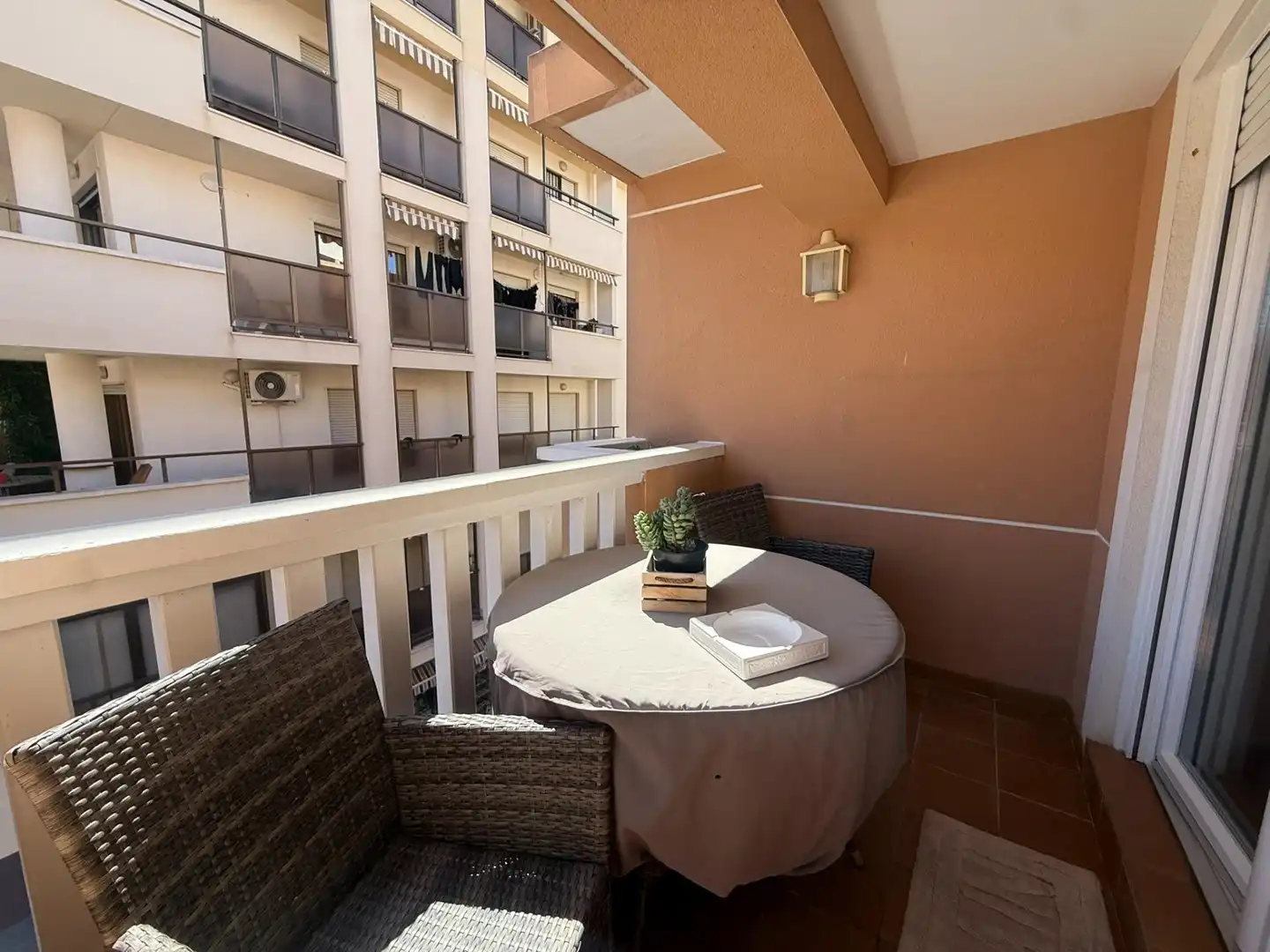 Terrasse von Wohnung zum Verkauf in Guardamar del Segura mit Klimaanlage, Heizung und Terrasse