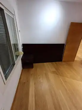 Schlafzimmer von Wohnung zur Miete in Burjassot mit Parkett, Terrasse und Ofen