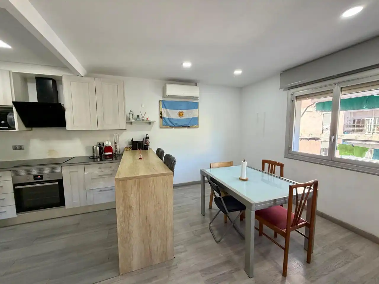 Kitchen of Flat for sale in Nou Barris