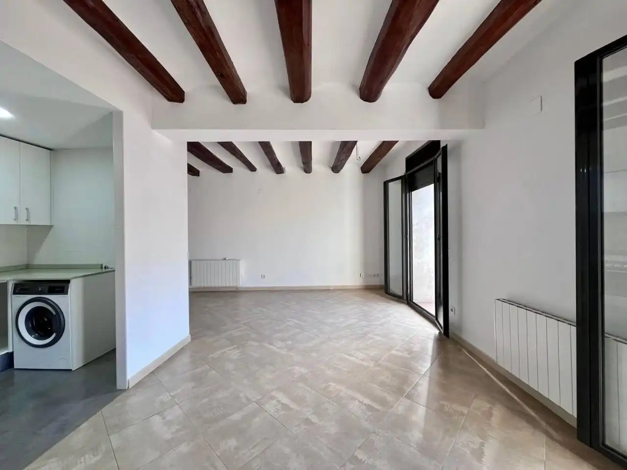 Flat with terrace to rent in Calle Raval, imagen 7