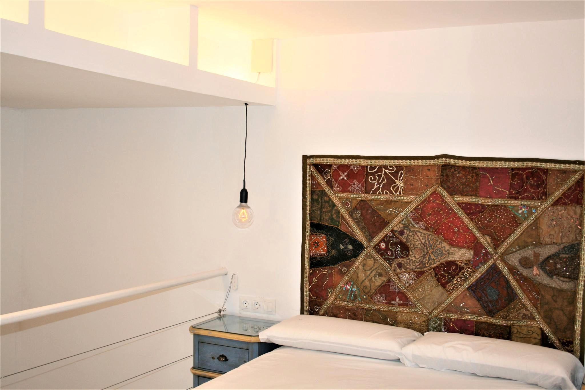 Bedroom of Flat to rent in  Sevilla Capital  with Air Conditioner, Furnished and Washing machine