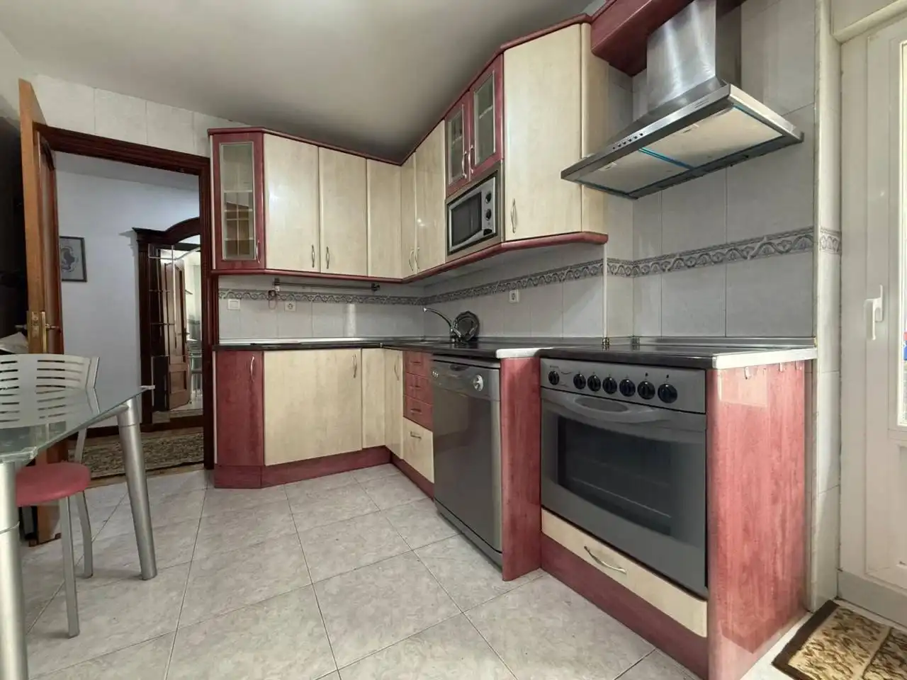Cocina de Piso en venta en Burgos con Calefacción y Terraza