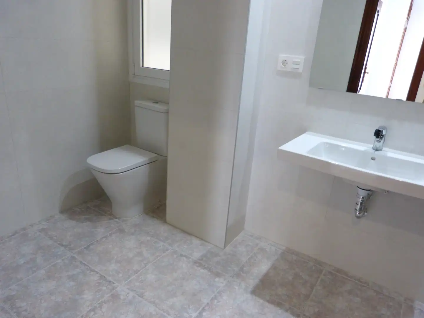 Flat for rent in Calle Navarro Rodrigo, Centro