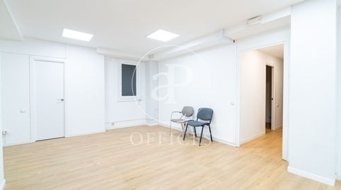 Foto 3 de Oficina de alquiler en Carrer de Balmes, El Putget i el Farró, Barcelona Capital