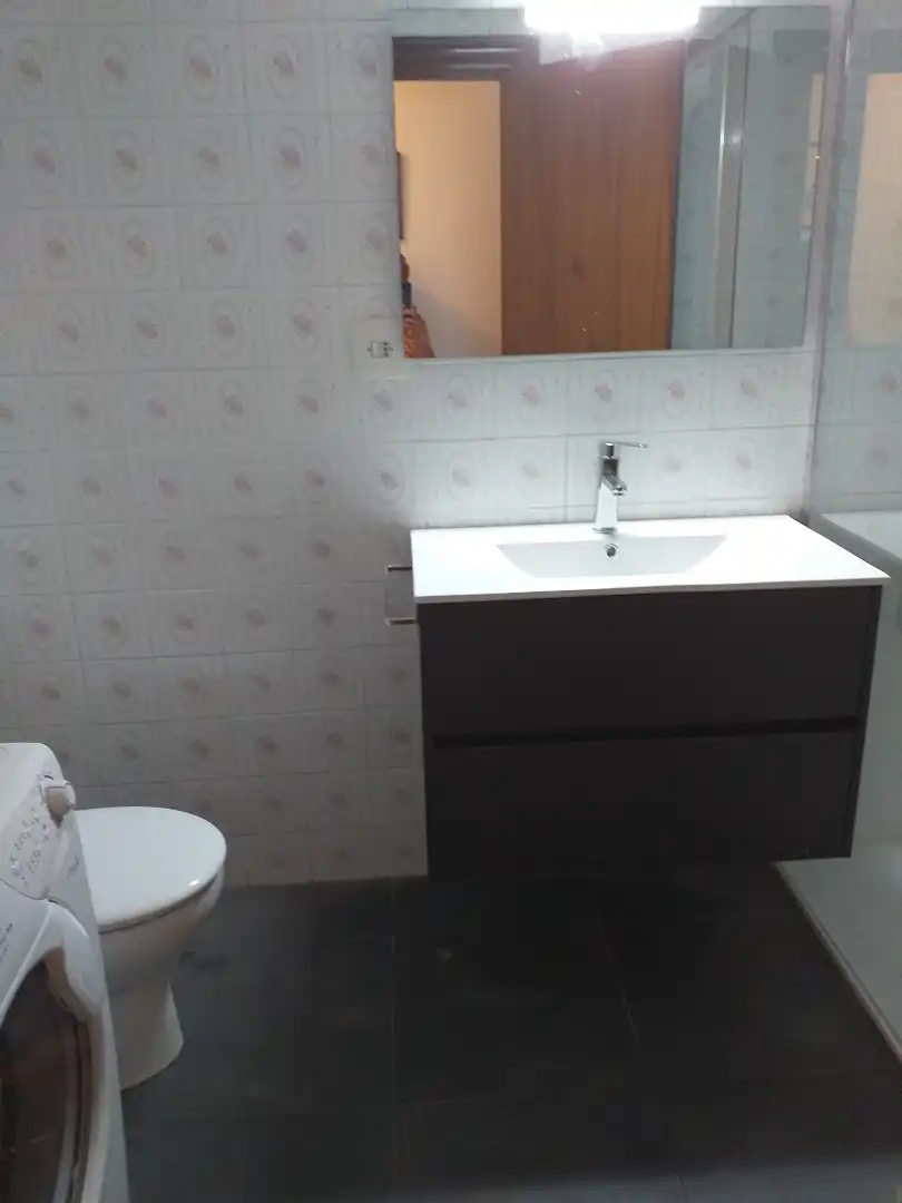 Bathroom of Flat for rent in Zaragoza  with Heating, Furnished and Oven