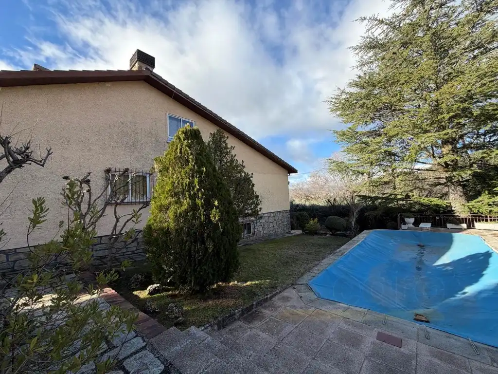 Houses for sale in Collado Mediano