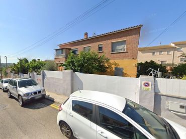 Casa amb jardí en venda a S NARCIS 20
