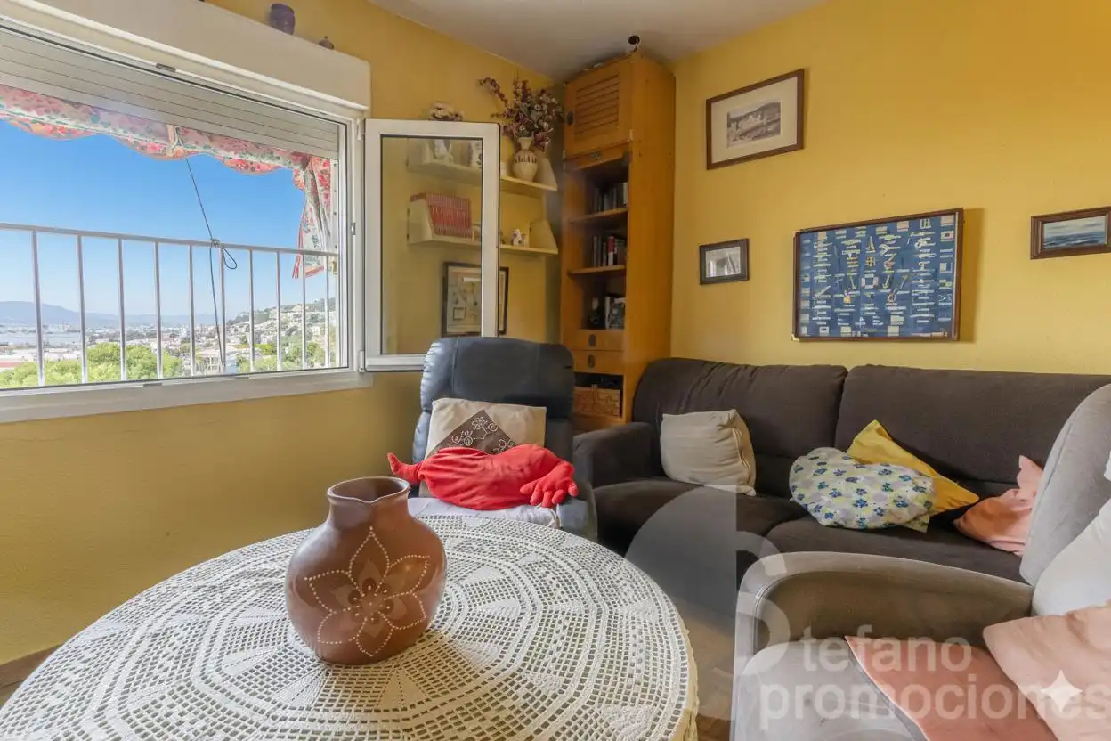 Living room of Flat for sale in Málaga  with Parquet flooring, Terrace and Storage room