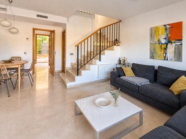 Maison mitoyenne avec balcon à vendre à El Bosque