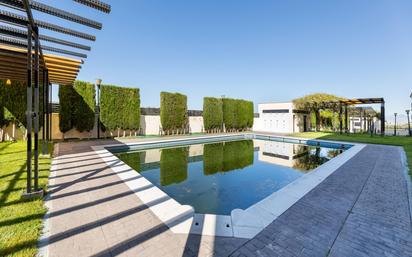 Swimming pool of Single-family semi-detached for sale in Las Gabias  with Air Conditioner, Heating and Private garden