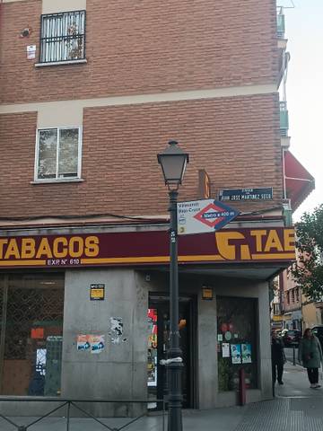 Piso en Venta en Calle Elda en Los Rosales