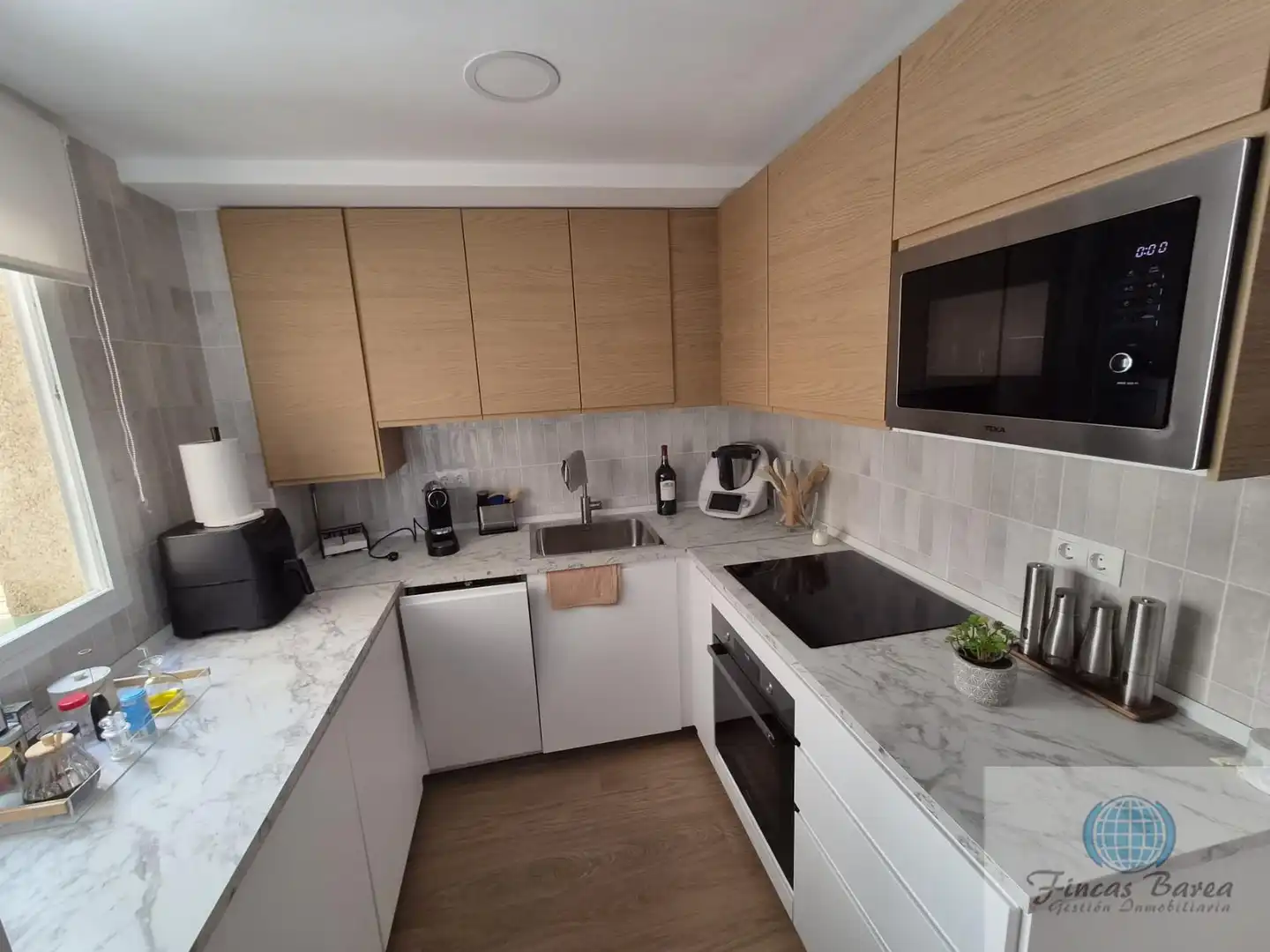 Cocina de Piso de alquiler en Fuengirola con Balcón