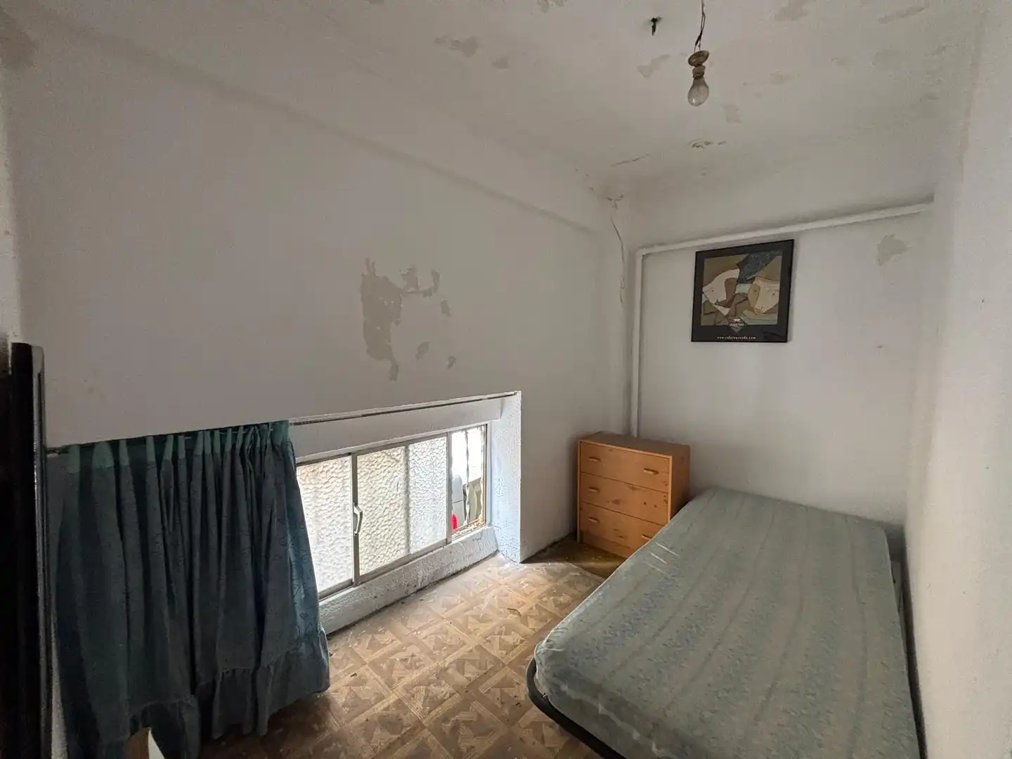 Habitación de Local en venta en Alicante / Alacant