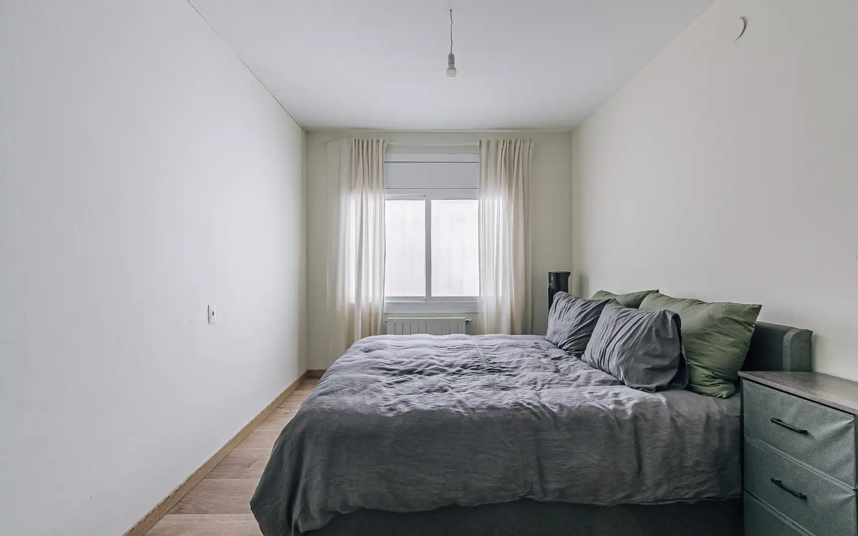 Habitación de Ático en venta en Badalona con Aire acondicionado, Calefacción y Terraza