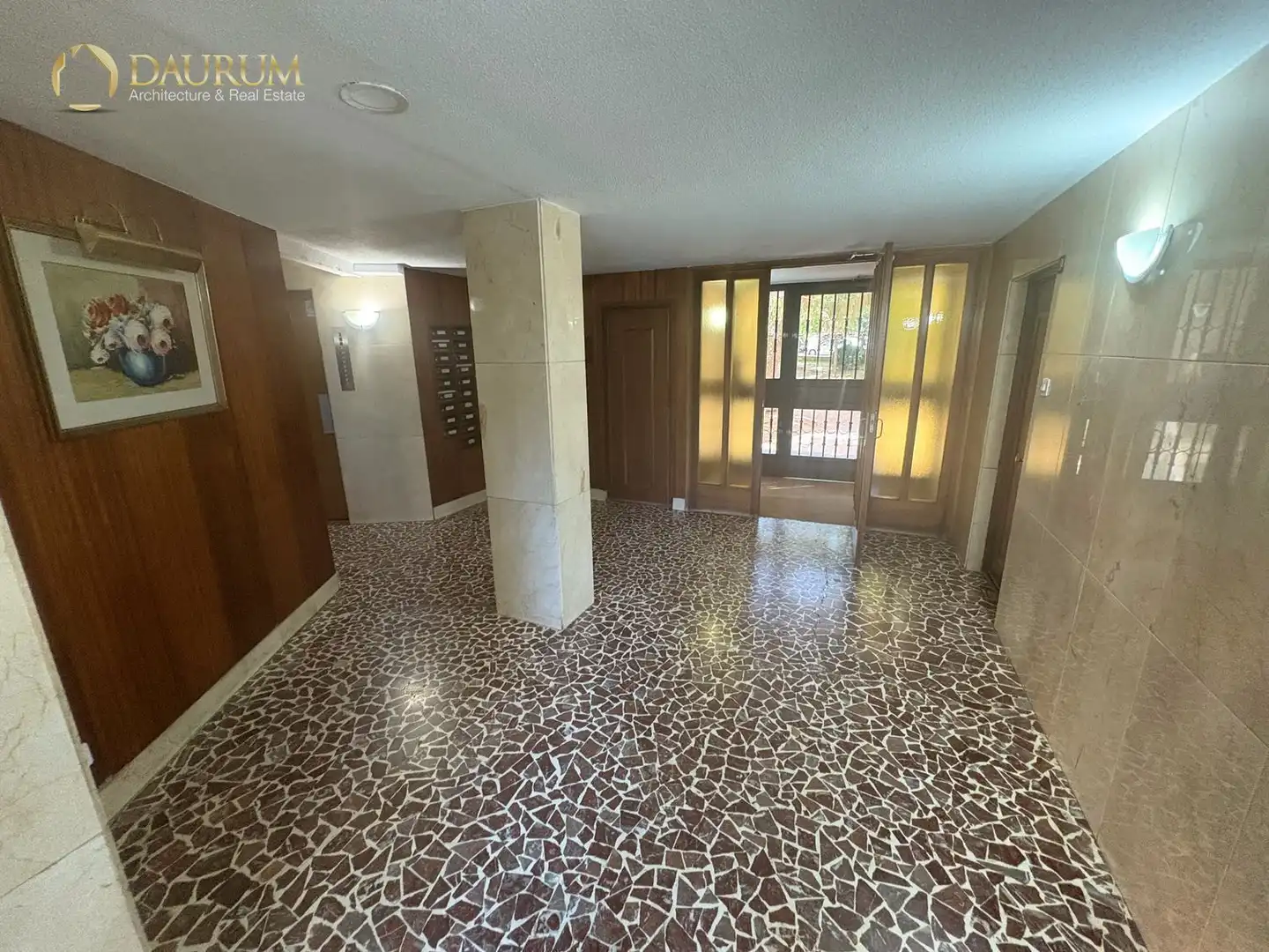 Flat for sale in Madrid  with Air Conditioner, Heating and Terrace
