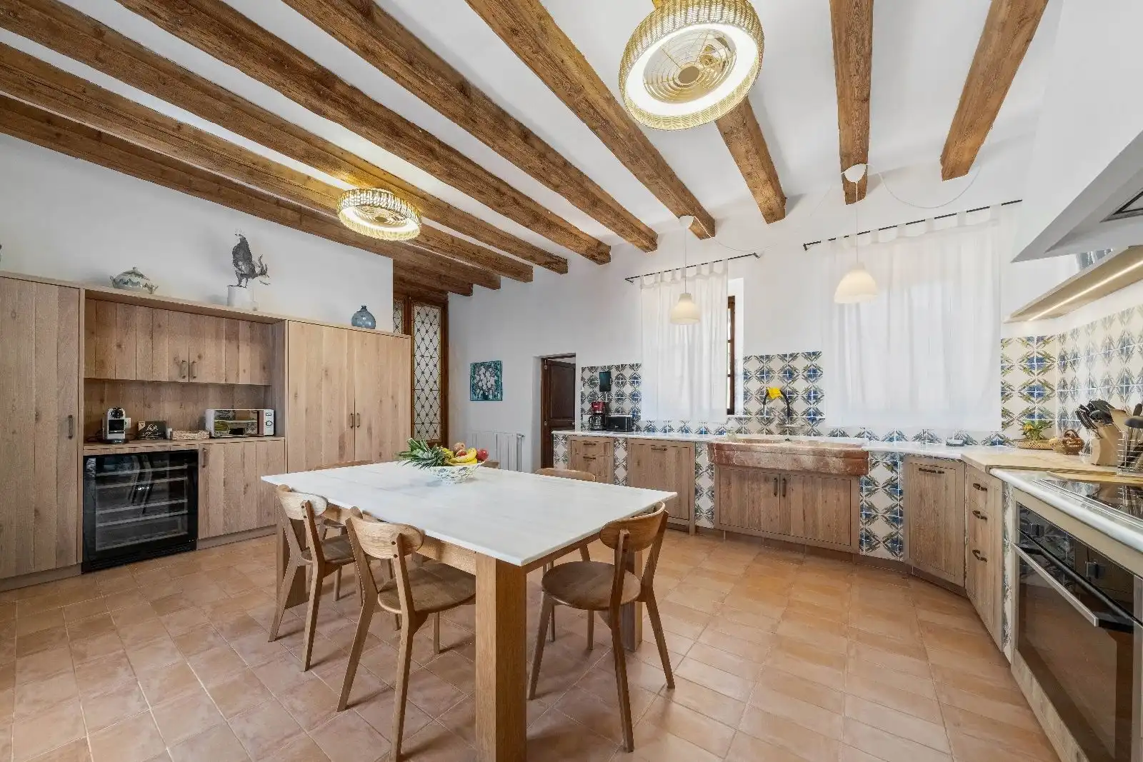 Casa rústica amb terrassa en venda a 10, imagen 4