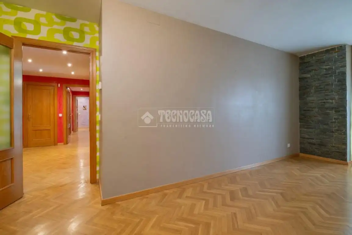 Dormitori de Pis en venda en Arroyomolinos (Madrid) amb Aire condicionat, Calefacció i Piscina comunitària