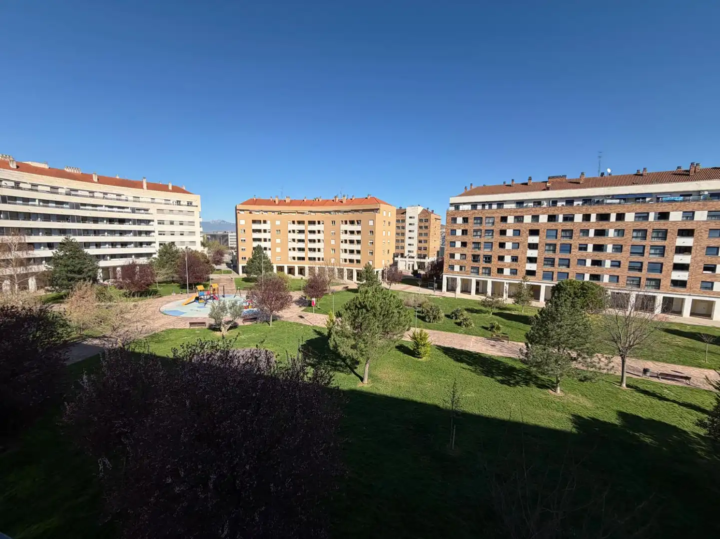 Piso de alquiler en Logroño - PQ LIRIOS LOS, La Portalada - Varea
