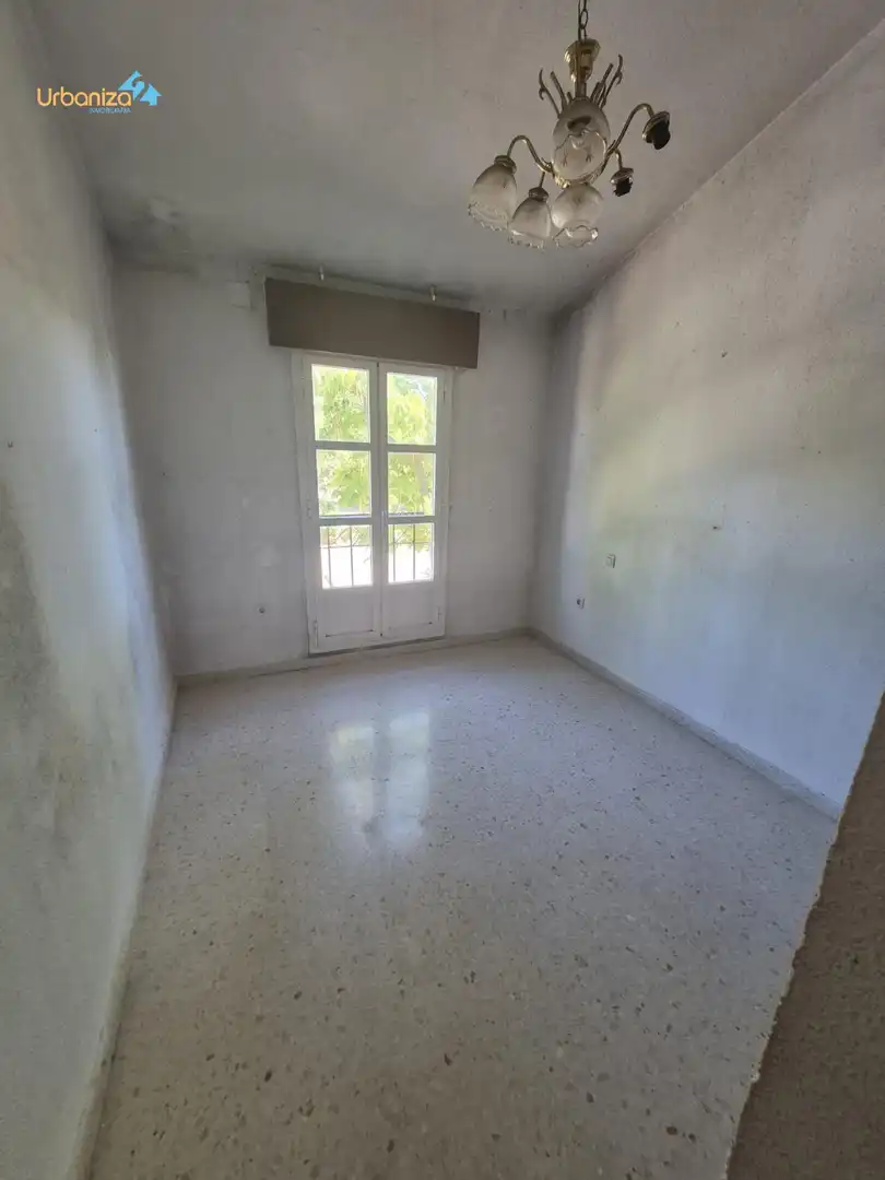 Habitación de Casa adosada en venta en Badajoz