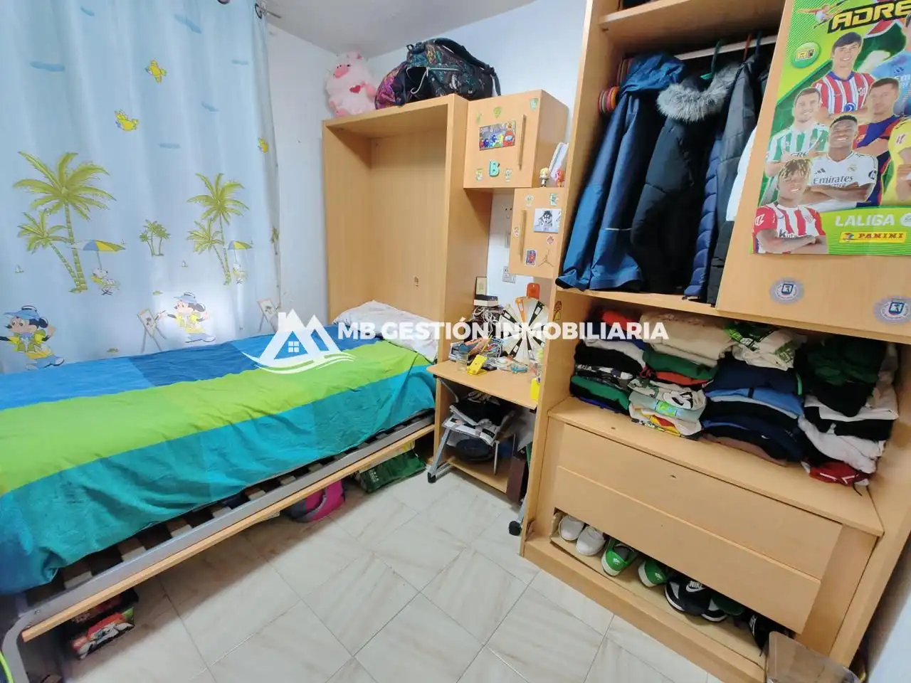 Habitación de Piso en venta en Fuenlabrada con Calefacción y Terraza