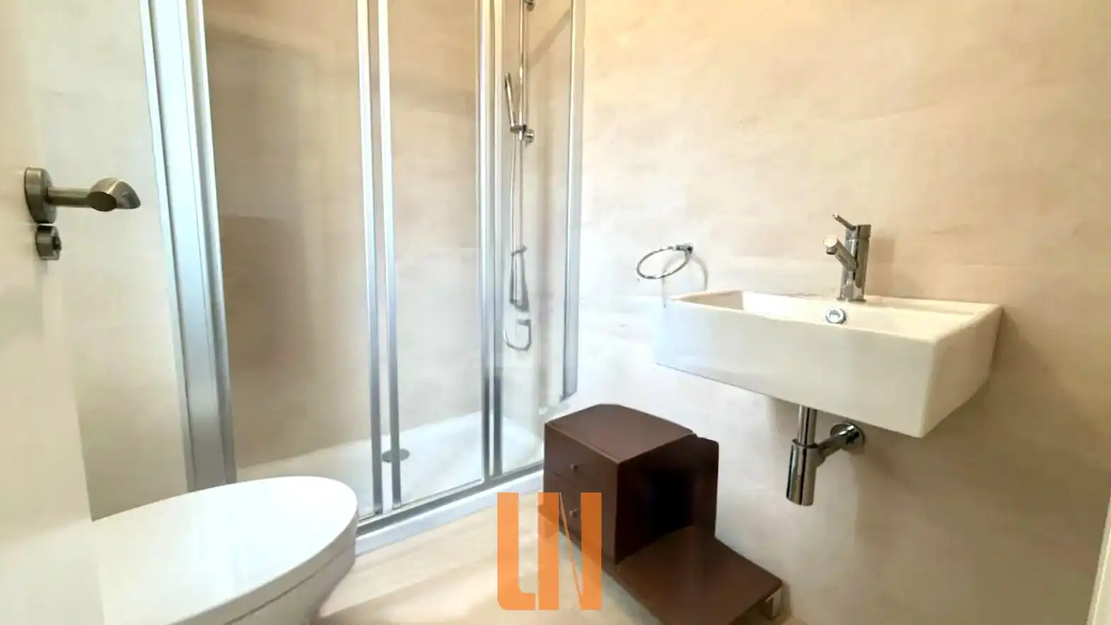Bathroom of Houses for sale in Miño  with Heating, Private garden and Parquet flooring
