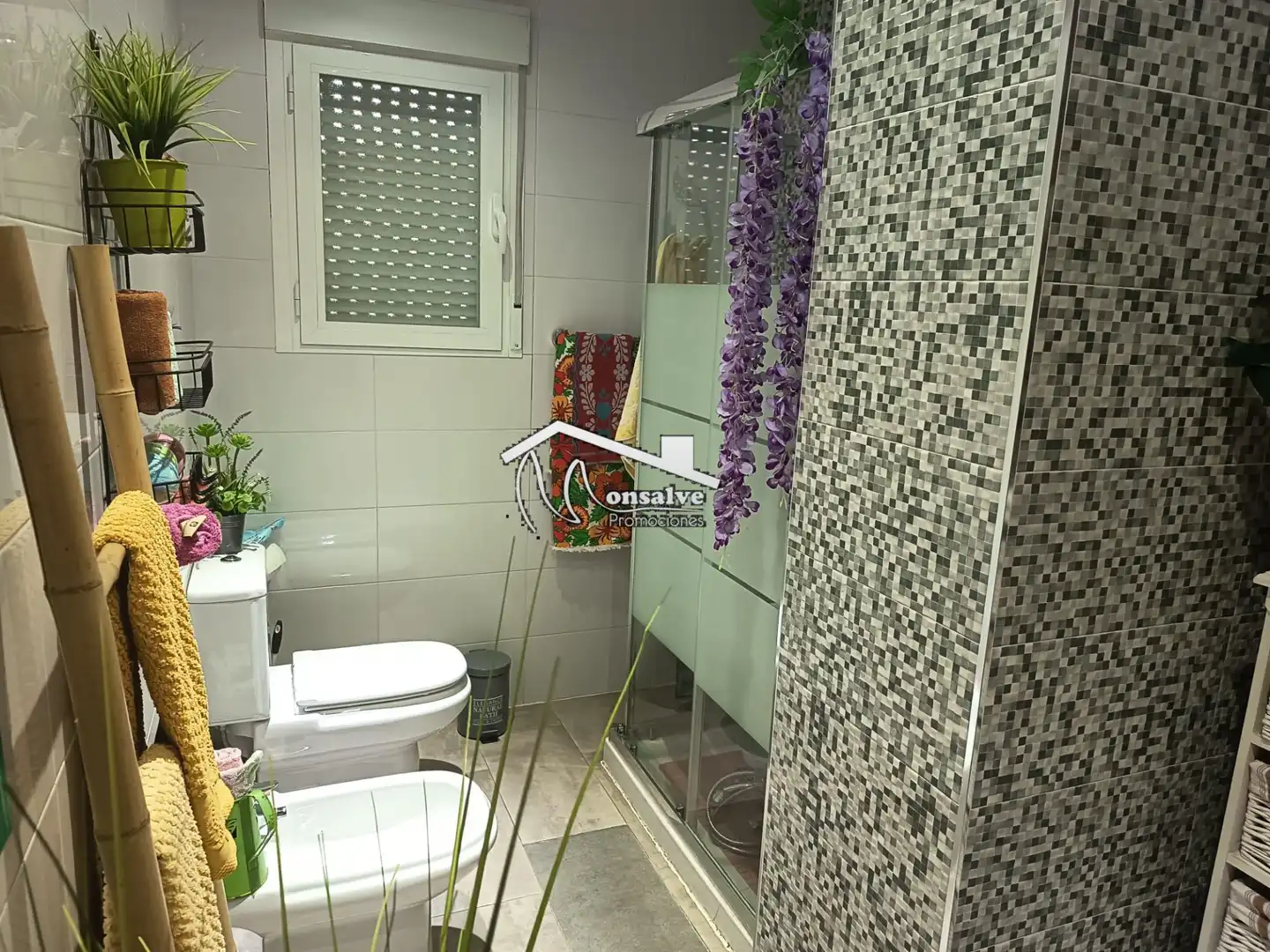 Baño de Casa adosada en venta en Yeles con Aire acondicionado, Calefacción y Jardín privado