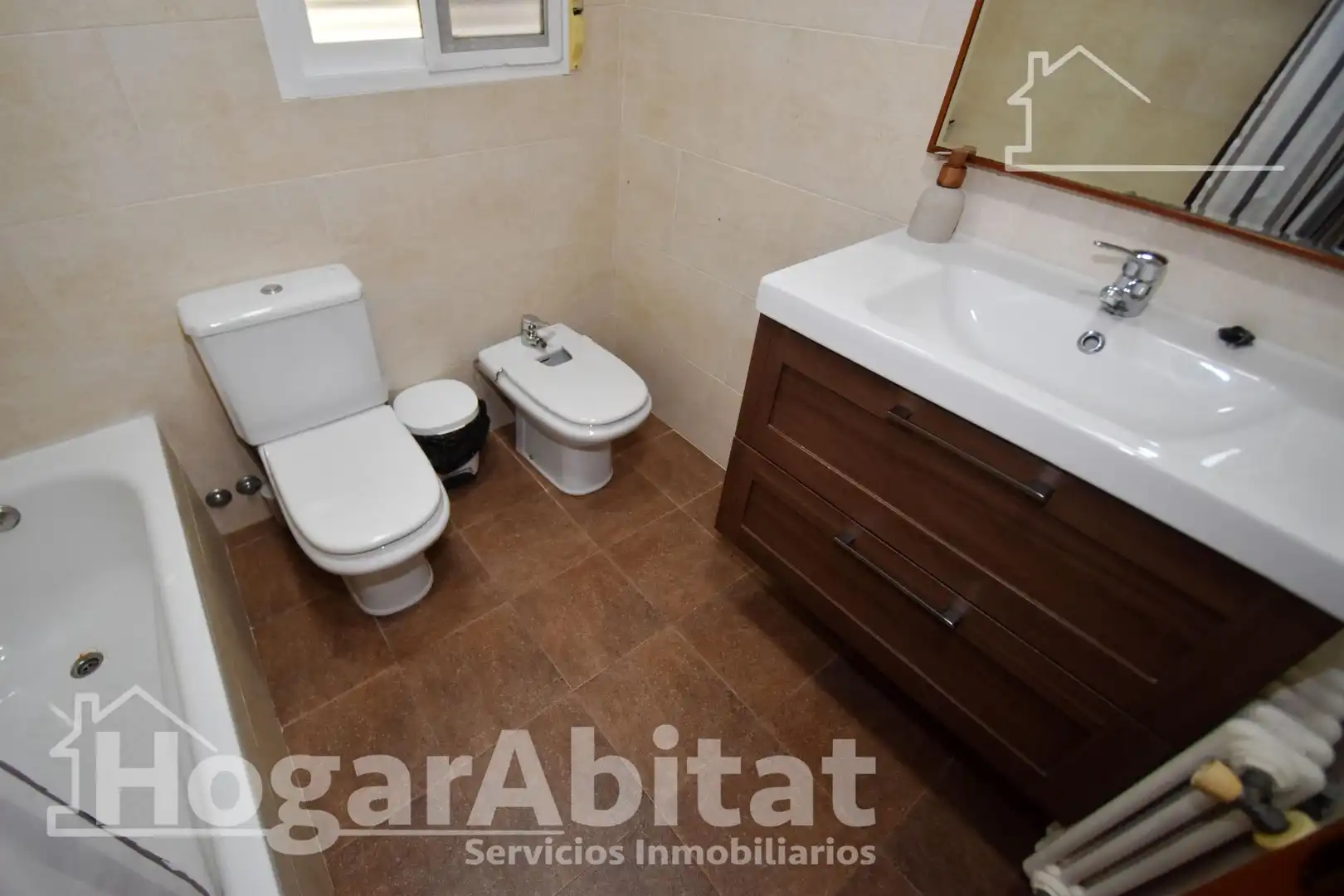 Bany de Casa o xalet en venda en Borriol amb Calefacció, Jardí privat i Terrassa