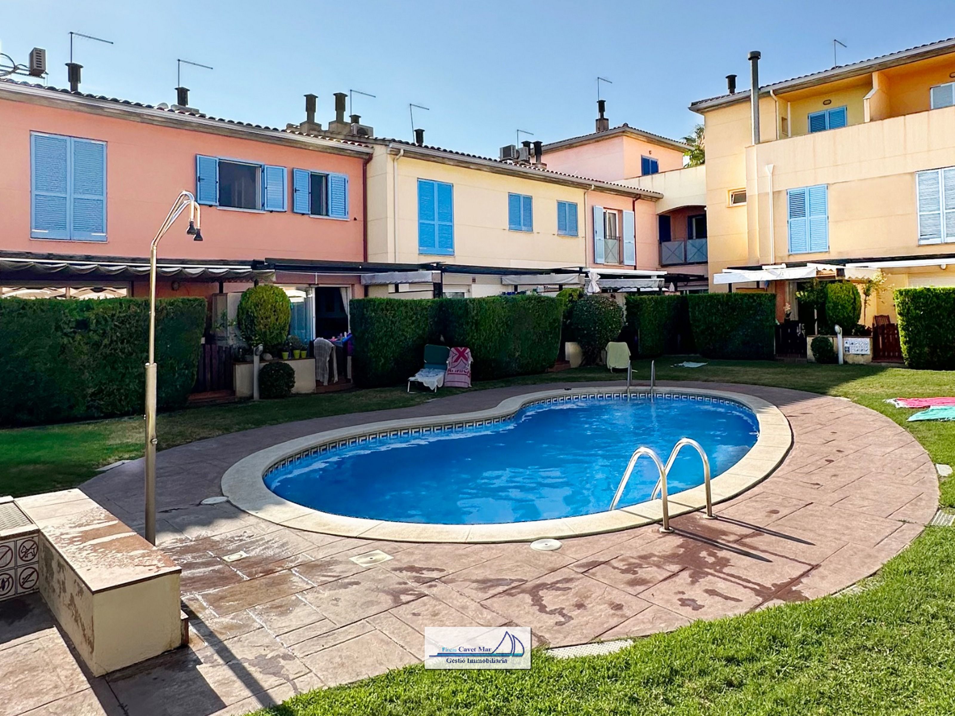 Swimming pool of Single-family semi-detached for sale in Cambrils  with Air Conditioner, Heating and Private garden