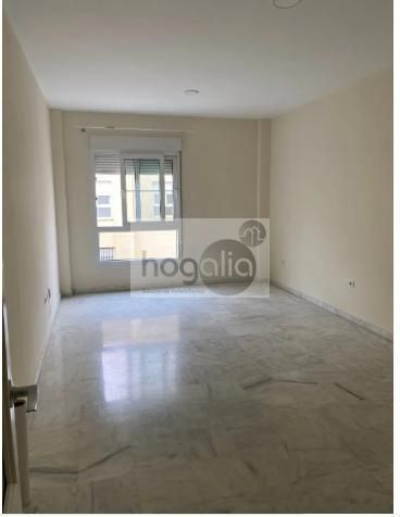 Bedroom of Flat to rent in  Sevilla Capital  with Air Conditioner
