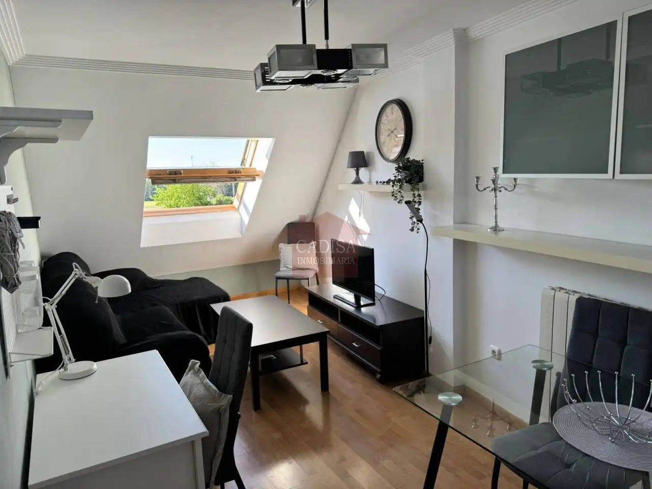 Sala de estar de Apartamento de alquiler en Villares de la Reina con Calefacción y Amueblado