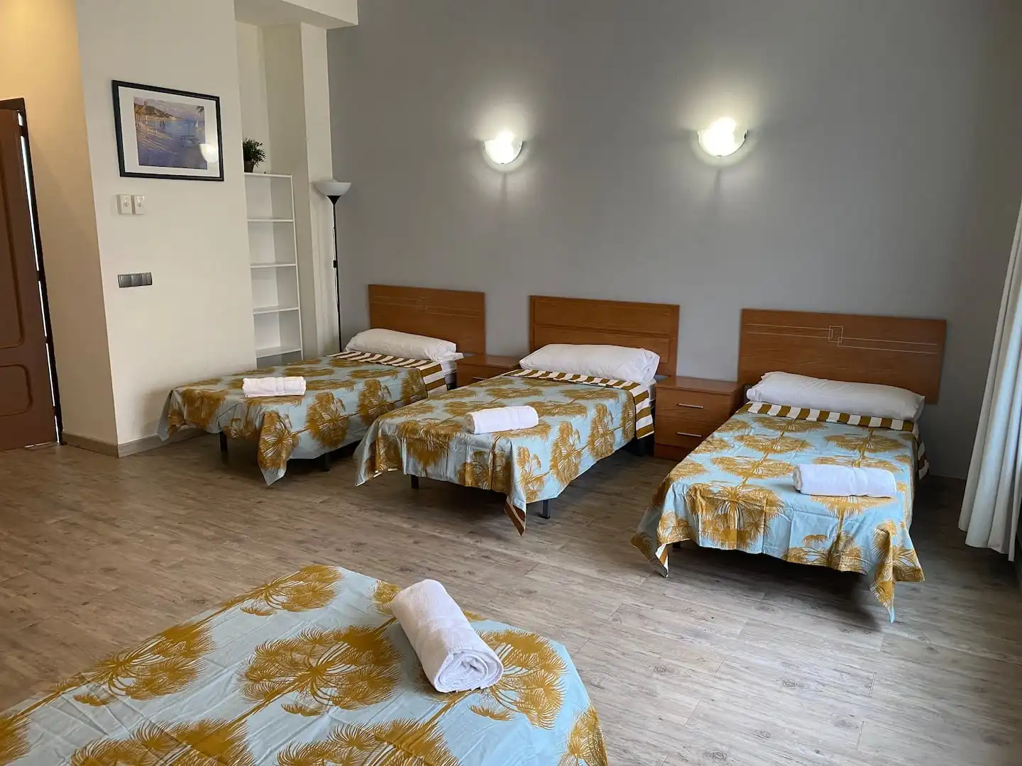 Dormitori de Casa adosada en venda en Calella amb Aire condicionat, Calefacció i Jardí privat