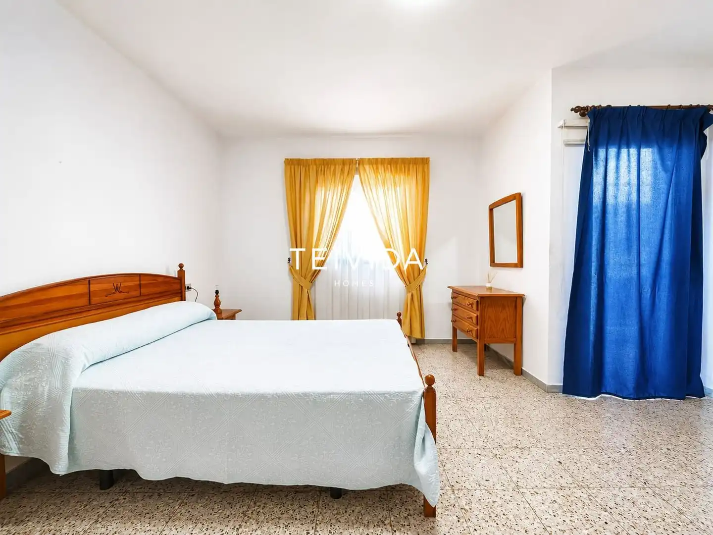 Bedroom of Flat for sale in Arona