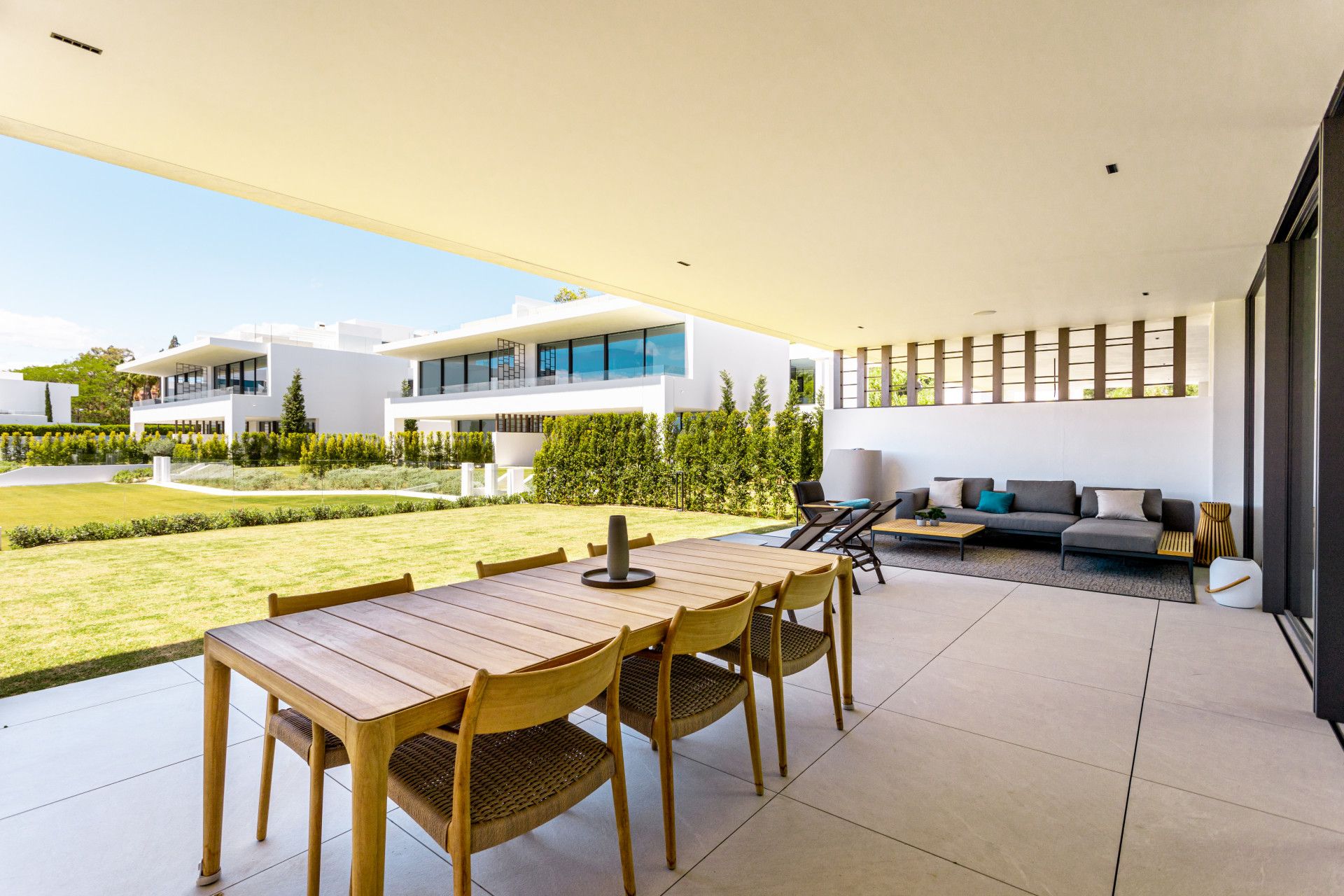 Terrassa de Casa o xalet en venda en Marbella amb Aire condicionat, Jardí privat i Terrassa