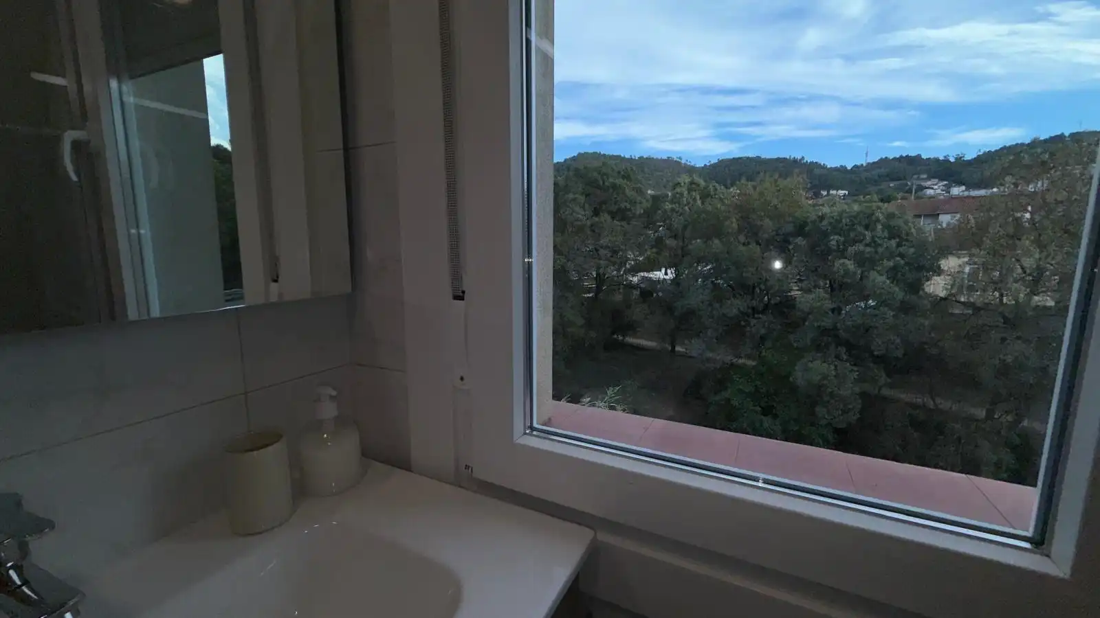 Haus mit Terrasse zur Miete in As Lagoas, imagen 14