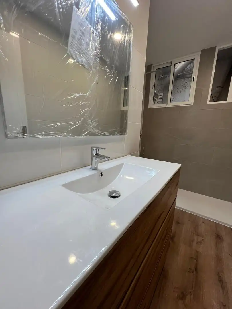 Bany de Pis en venda en Tordera amb Terrassa