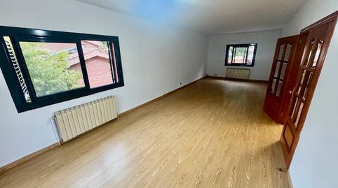 Photo 3 of Single-family semi-detached to rent in Mira-sol, Barcelona