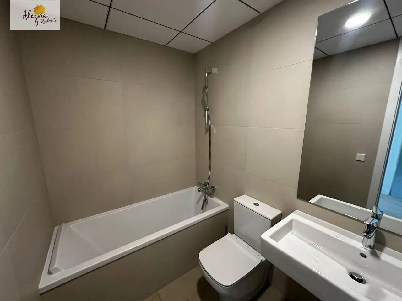 Bathroom of Houses for rent in Godella