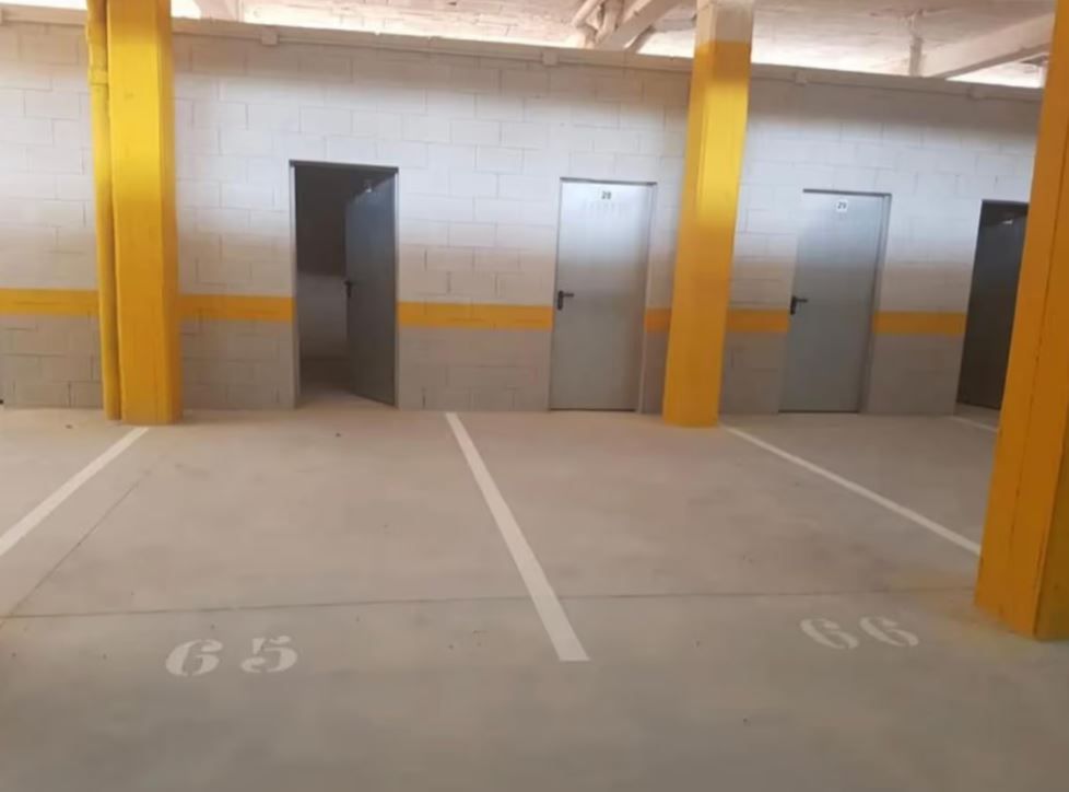 Garage for sale in Manantiales - Estación de Autobuses