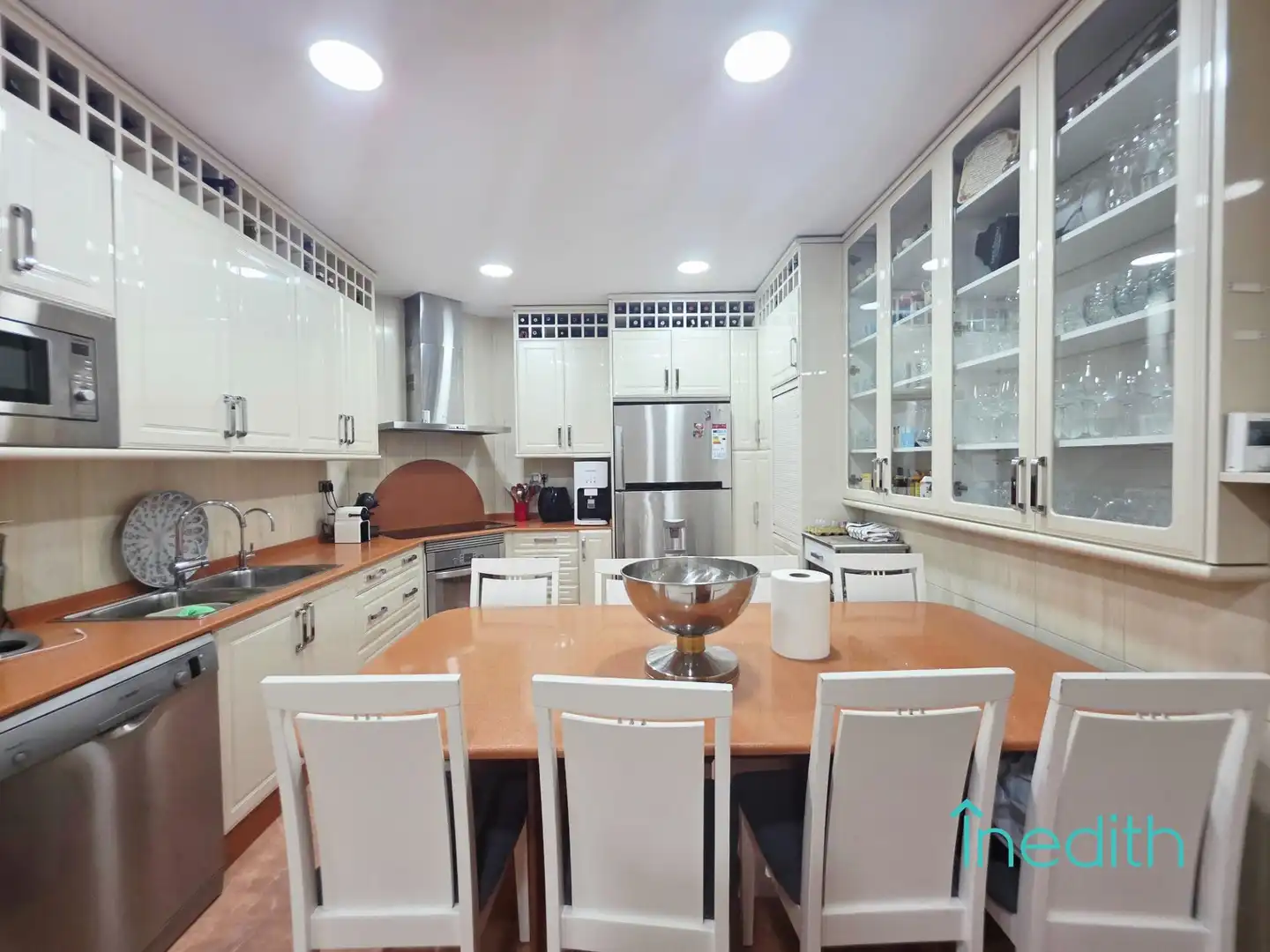 Cuina de Casa adosada en venda en Viladecans amb Aire condicionat, Calefacció i Terrassa