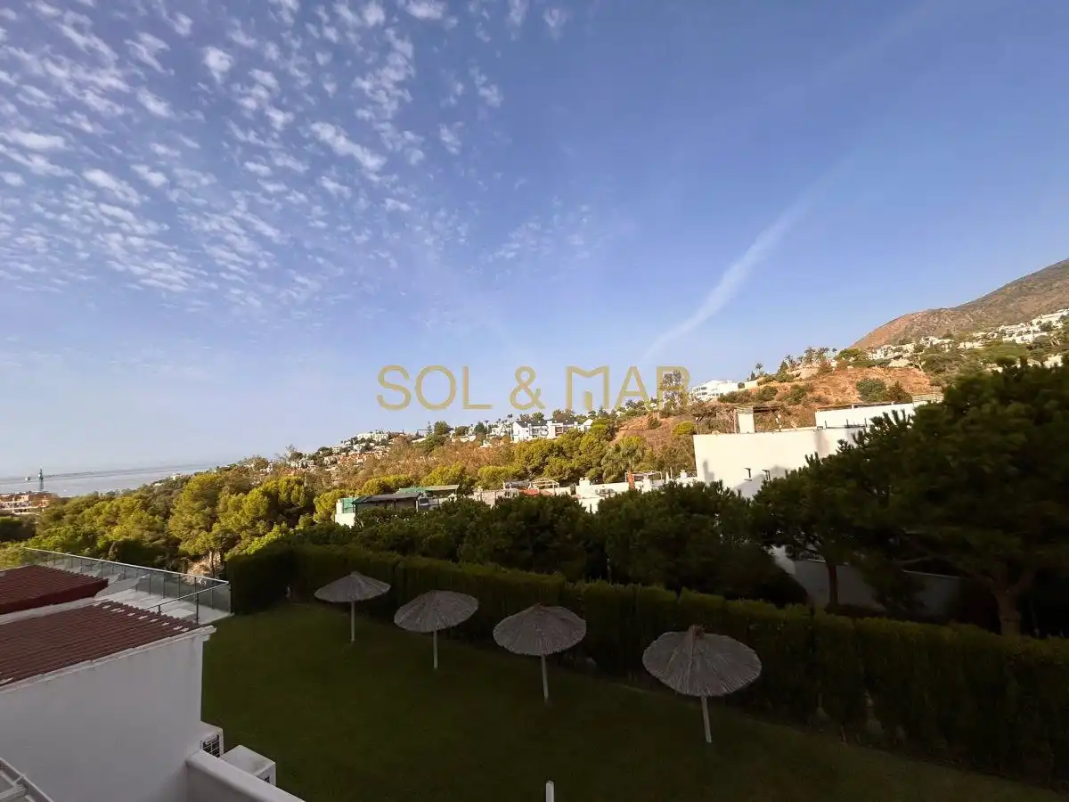 Exterior view of Apartments for sale in Benalmádena  with Air Conditioner, Heating and Furnished